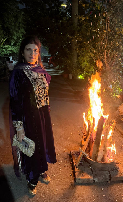 Zareen Velvet Kurta Set