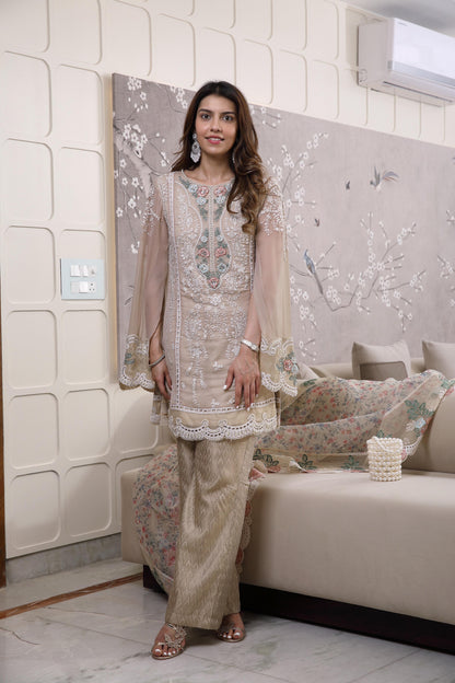 Hoor Kurta Set